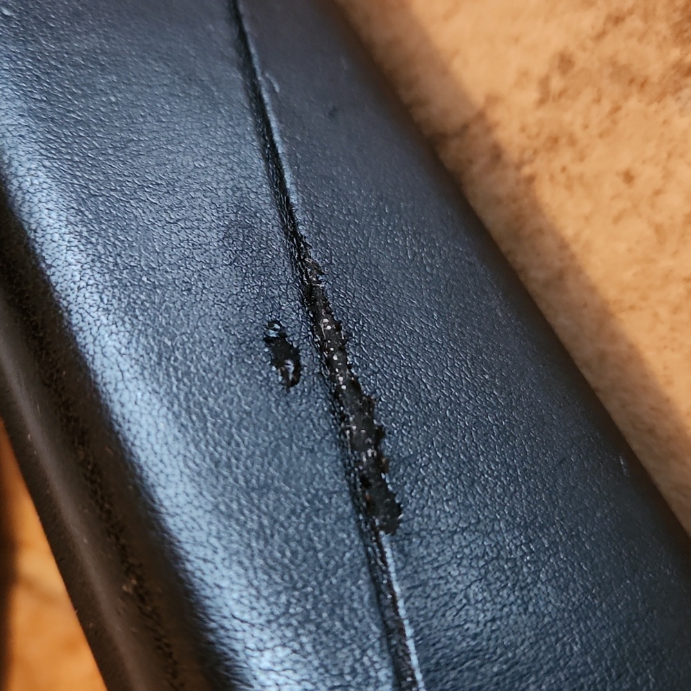 Fendi black hard eyeglasses case - Picture 3 of 9